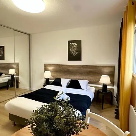 Deruelle - - Paul Bocuse Hall - Partdieu Apartamento Lyon