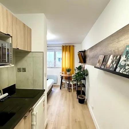 Deruelle - - Paul Bocuse Hall - Partdieu Appartement